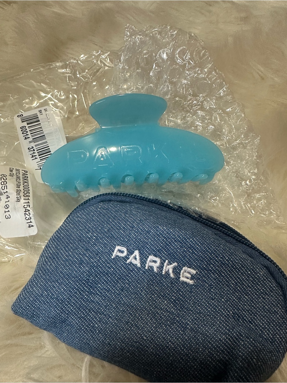 NEW 🔥 PARKE color sky Hair Claw Clip